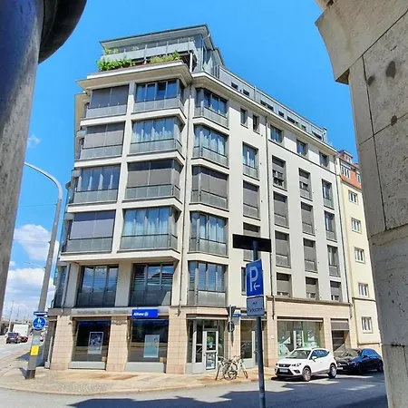 Laurin L65 Apartment *